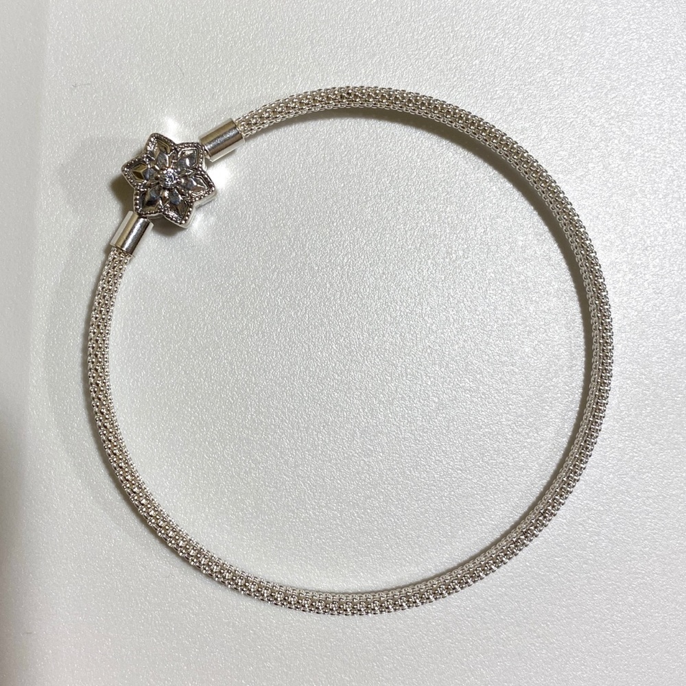 Pandora Star Clasp Bangle in Original Packaging